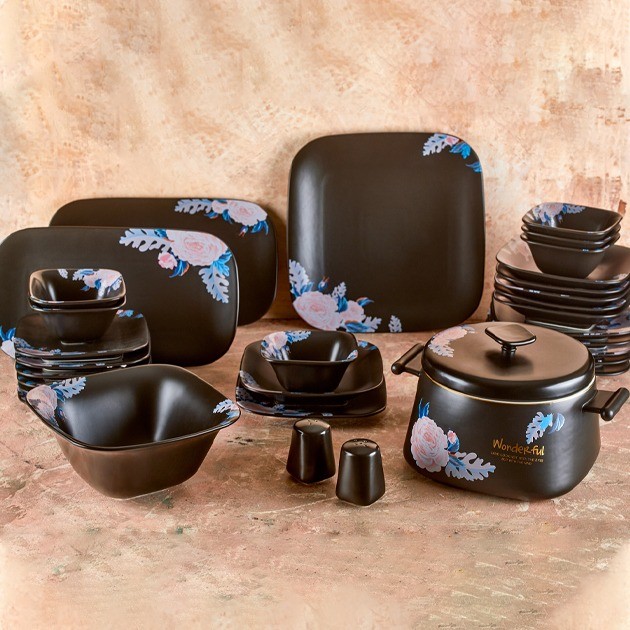 Hadwaz Porcelain Dinner set 32 Pieces Black