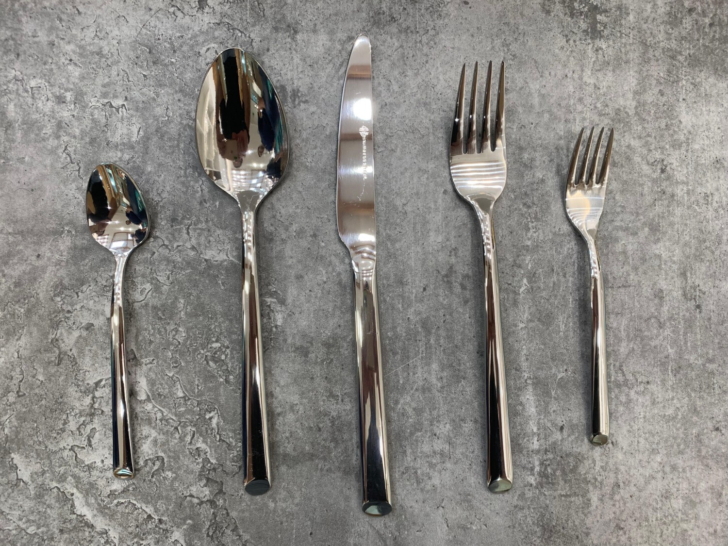 MGH Spoon set 30 pieces code 2 silver